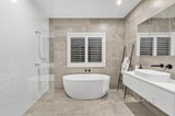 https://images.listonce.com.au/custom/160x/listings/35-bradford-street-bentleigh-east-vic-3165/472/01574472_img_12.jpg?ySy8eHhhfHA