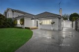 https://images.listonce.com.au/custom/160x/listings/35-bradford-street-bentleigh-east-vic-3165/472/01574472_img_15.jpg?CvqjnI82BVs