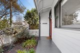 https://images.listonce.com.au/custom/160x/listings/35-brook-street-hawthorn-vic-3122/721/01977721_img_06.jpg?PoB1xNbWV4w