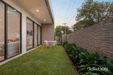 https://images.listonce.com.au/custom/160x/listings/35-brosnan-crescent-strathmore-vic-3041/865/01890865_img_10.jpg?V6qEnGFHnh8