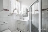 https://images.listonce.com.au/custom/160x/listings/35-cairns-street-greensborough-vic-3088/773/01932773_img_12.jpg?PX563inifzw