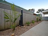 https://images.listonce.com.au/custom/160x/listings/35-carbine-drive-st-albans-park-vic-3219/012/01699012_img_06.jpg?va6yVOBANGk
