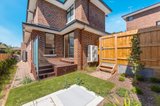 https://images.listonce.com.au/custom/160x/listings/35-carmen-close-doncaster-east-vic-3109/692/01643692_img_04.jpg?uiFReanRzB0