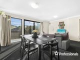 https://images.listonce.com.au/custom/160x/listings/35-churchill-street-ringwood-vic-3134/996/01525996_img_07.jpg?3OBmQeXPtMA