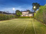 https://images.listonce.com.au/custom/160x/listings/35-donna-buang-street-camberwell-vic-3124/418/00829418_img_11.jpg?T_K8c3LVhfo