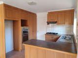 https://images.listonce.com.au/custom/160x/listings/35-edward-street-macleod-vic-3085/877/01929877_img_08.jpg?UFBPBCF-eks