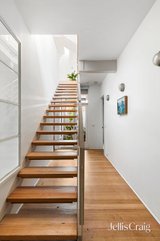 https://images.listonce.com.au/custom/160x/listings/35-egremont-street-fitzroy-north-vic-3068/470/01773470_img_08.jpg?sWGZaHY4VnY