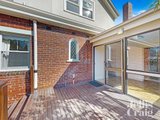 https://images.listonce.com.au/custom/160x/listings/35-fairmont-avenue-camberwell-vic-3124/613/01562613_img_11.jpg?75g6CaO_55A