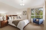 https://images.listonce.com.au/custom/160x/listings/35-fairview-road-mount-waverley-vic-3149/172/00854172_img_06.jpg?LQ-AQpk069o