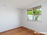 https://images.listonce.com.au/custom/160x/listings/35-felix-grove-mooroolbark-vic-3138/441/01526441_img_06.jpg?3oY2Riiz38U