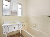 https://images.listonce.com.au/custom/160x/listings/35-frater-street-kew-east-vic-3102/964/01684964_img_09.jpg?Aynon_90HDE