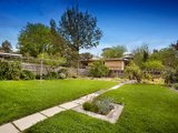 https://images.listonce.com.au/custom/160x/listings/35-frater-street-kew-east-vic-3102/964/01684964_img_10.jpg?qeYFvnpzfLw
