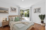 https://images.listonce.com.au/custom/160x/listings/35-greenslopes-drive-mooroolbark-vic-3138/279/01576279_img_08.jpg?tbAEtcnki3c