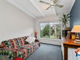 https://images.listonce.com.au/custom/160x/listings/35-heath-avenue-mount-evelyn-vic-3796/431/01526431_img_13.jpg?40sj90jbGc4