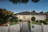 https://images.listonce.com.au/custom/160x/listings/35-hunter-drive-blackburn-south-vic-3130/077/01184077_img_01.jpg?sVA9OA33EP8