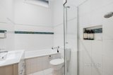 https://images.listonce.com.au/custom/160x/listings/35-jasper-road-bentleigh-vic-3204/708/01582708_img_09.jpg?zPJU4BIjm88