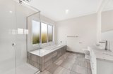https://images.listonce.com.au/custom/160x/listings/35-keats-road-mooroolbark-vic-3138/299/01987299_img_05.jpg?3iT3fmA0PzE