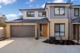 https://images.listonce.com.au/custom/160x/listings/35-kimberley-drive-chirnside-park-vic-3116/307/01989307_img_01.jpg?fMN_JUs0xJ4