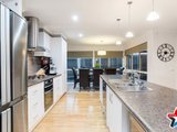 https://images.listonce.com.au/custom/160x/listings/35-kingsburgh-lane-lilydale-vic-3140/521/01529521_img_08.jpg?03HyEN2gyeI