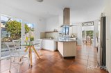 https://images.listonce.com.au/custom/160x/listings/35-kunyung-road-mount-eliza-vic-3930/787/01967787_img_07.jpg?krw63vZmHS4