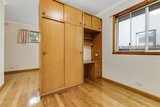 https://images.listonce.com.au/custom/160x/listings/35-larch-crescent-mount-waverley-vic-3149/851/01813851_img_09.jpg?CqfAT9dsF14