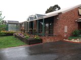 https://images.listonce.com.au/custom/160x/listings/35-maldon-road-castlemaine-vic-3450/277/00616277_img_02.jpg?K6wmQji0Ipc