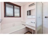 https://images.listonce.com.au/custom/160x/listings/35-mcintyre-drive-altona-vic-3018/952/01202952_img_04.jpg?uUYmmC2iQ5g