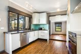 https://images.listonce.com.au/custom/160x/listings/35-mitchell-street-kyneton-vic-3444/317/00844317_img_03.jpg?p7nrbcPJun8