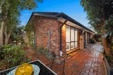 https://images.listonce.com.au/custom/160x/listings/35-murphy-street-brighton-vic-3186/906/01720906_img_12.jpg?R9u7gHcukX8