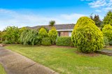 https://images.listonce.com.au/custom/160x/listings/35-noordenne-avenue-seaholme-vic-3018/172/01296172_img_09.jpg?Zd-FpFhct-M