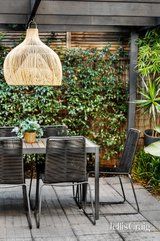 https://images.listonce.com.au/custom/160x/listings/35-north-street-richmond-vic-3121/442/01931442_img_14.jpg?ZiipWa-K4X4