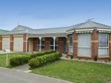 https://images.listonce.com.au/custom/160x/listings/35-paramount-crescent-st-albans-park-vic-3219/704/01699704_img_01.jpg?ikAHOWxoHWc