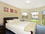 https://images.listonce.com.au/custom/160x/listings/35-paramount-crescent-st-albans-park-vic-3219/704/01699704_img_05.jpg?pJjtr3cVvdU