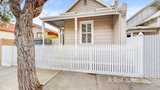 https://images.listonce.com.au/custom/160x/listings/35-parkville-street-burnley-vic-3121/527/01950527_img_12.jpg?6zrumWmaLII