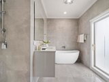 https://images.listonce.com.au/custom/160x/listings/35-powers-street-donvale-vic-3111/206/01700206_img_08.jpg?bDwW1Ifk0zU