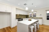 https://images.listonce.com.au/custom/160x/listings/35-rachelle-road-keilor-east-vic-3033/522/00269522_img_03.jpg?GIidr0fw4_c