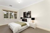 https://images.listonce.com.au/custom/160x/listings/35-rachelle-road-keilor-east-vic-3033/522/00269522_img_05.jpg?Q4xSfG3tQdE