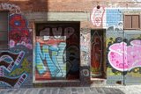 https://images.listonce.com.au/custom/160x/listings/35-rose-street-fitzroy-vic-3065/766/00780766_img_11.jpg?3mB2-HhdlMM
