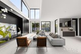 https://images.listonce.com.au/custom/160x/listings/35-rowen-street-glen-iris-vic-3146/984/01980984_img_03.jpg?KRY14vD-qrU