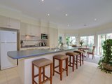 https://images.listonce.com.au/custom/160x/listings/35-silverleaf-place-healesville-vic-3777/450/01525450_img_11.jpg?Oya91-M7Mtg