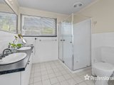 https://images.listonce.com.au/custom/160x/listings/35-smith-avenue-croydon-vic-3136/951/01525951_img_16.jpg?Mo5AFJguzVg