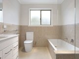 https://images.listonce.com.au/custom/160x/listings/35-somers-court-glen-waverley-vic-3150/216/01904216_img_04.jpg?StpoCB-0lEE