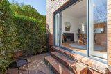 https://images.listonce.com.au/custom/160x/listings/35-southey-court-elwood-vic-3184/924/01980924_img_02.jpg?wBZOpHG-Qvc