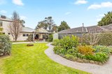 https://images.listonce.com.au/custom/160x/listings/35-st-catherines-court-mornington-vic-3931/918/01570918_img_15.jpg?jnBu7UDj_NI