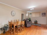 https://images.listonce.com.au/custom/160x/listings/35-swinburne-avenue-mooroolbark-vic-3138/982/01523982_img_06.jpg?bYLZabA1OUY