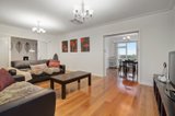 https://images.listonce.com.au/custom/160x/listings/35-townsend-street-glen-waverley-vic-3150/609/00218609_img_02.jpg?dKc6yQcZNSI