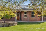 https://images.listonce.com.au/custom/160x/listings/35-trentham-road-tylden-vic-3444/127/01899127_img_05.jpg?q2lbpH4L9Ys