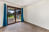 https://images.listonce.com.au/custom/160x/listings/35-waldrons-lane-maldon-vic-3463/498/01278498_img_07.jpg?dyy1yxhYmfk