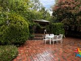 https://images.listonce.com.au/custom/160x/listings/35-york-road-mount-evelyn-vic-3796/637/01524637_img_13.jpg?hSpPdGaXFh8