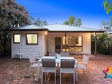 https://images.listonce.com.au/custom/160x/listings/35-york-road-mount-evelyn-vic-3796/637/01524637_img_14.jpg?RtjrOYbwK1U